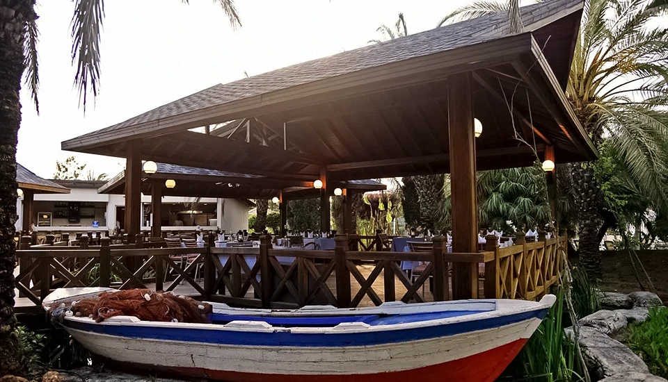 هتل رویال وینگز لارا آنتالیا